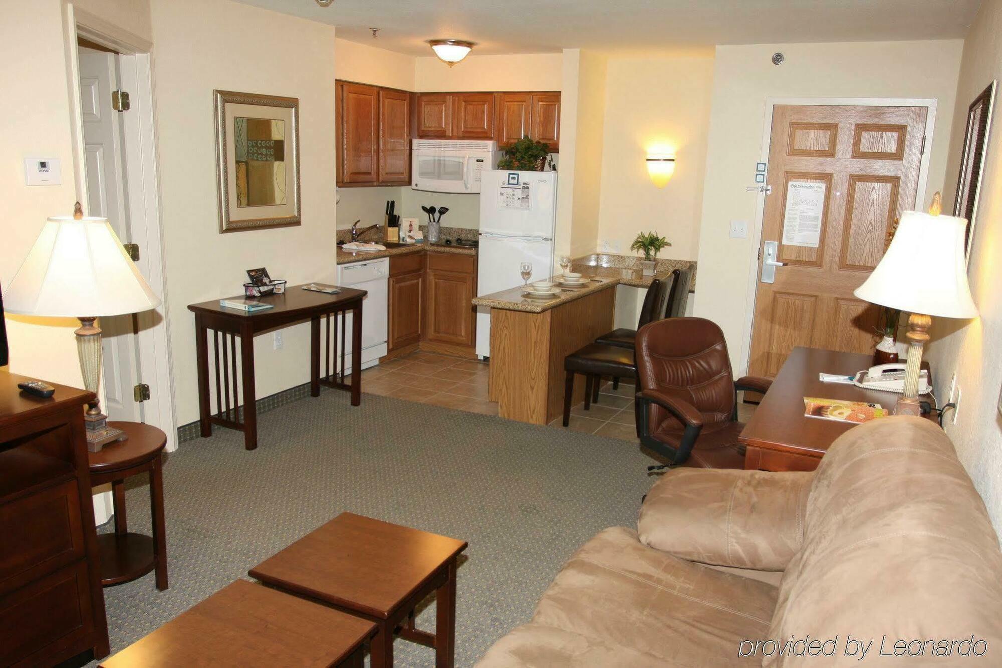 Staybridge By Ihg Hotel