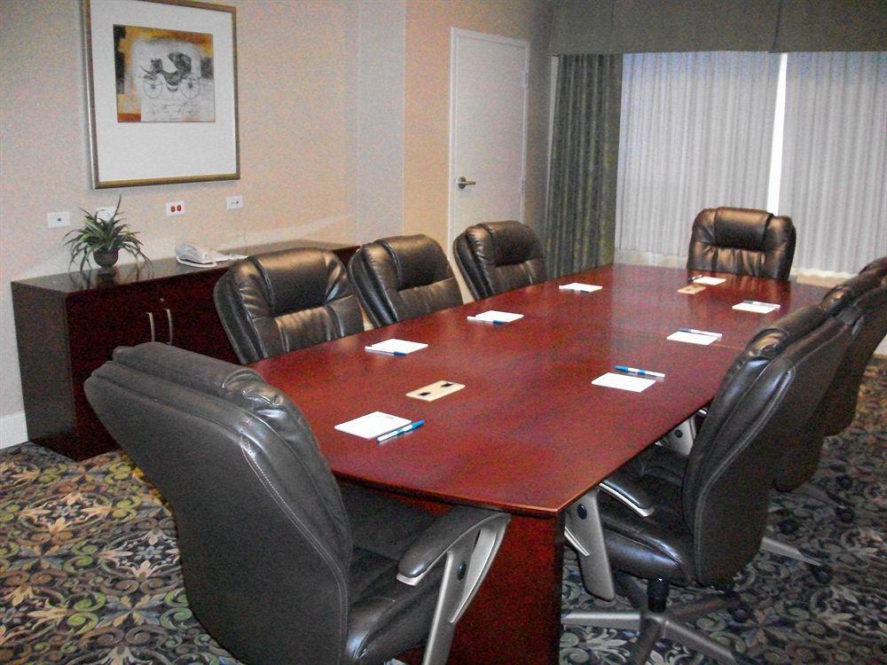 Hotel Staybridge By Ihg 3*